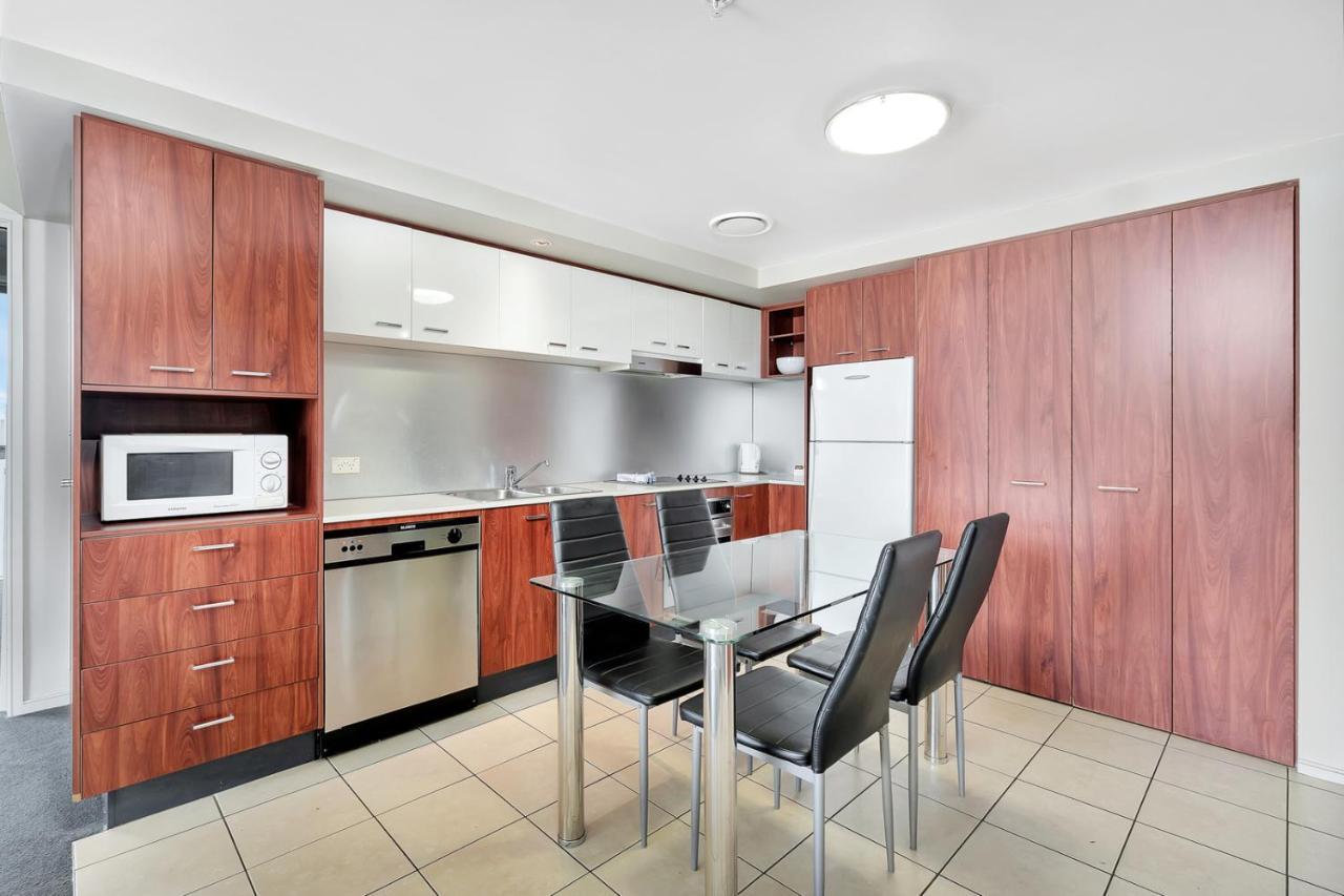 The Towers Of Chevron Renaissance - Holidays Gold Coast Exterior photo