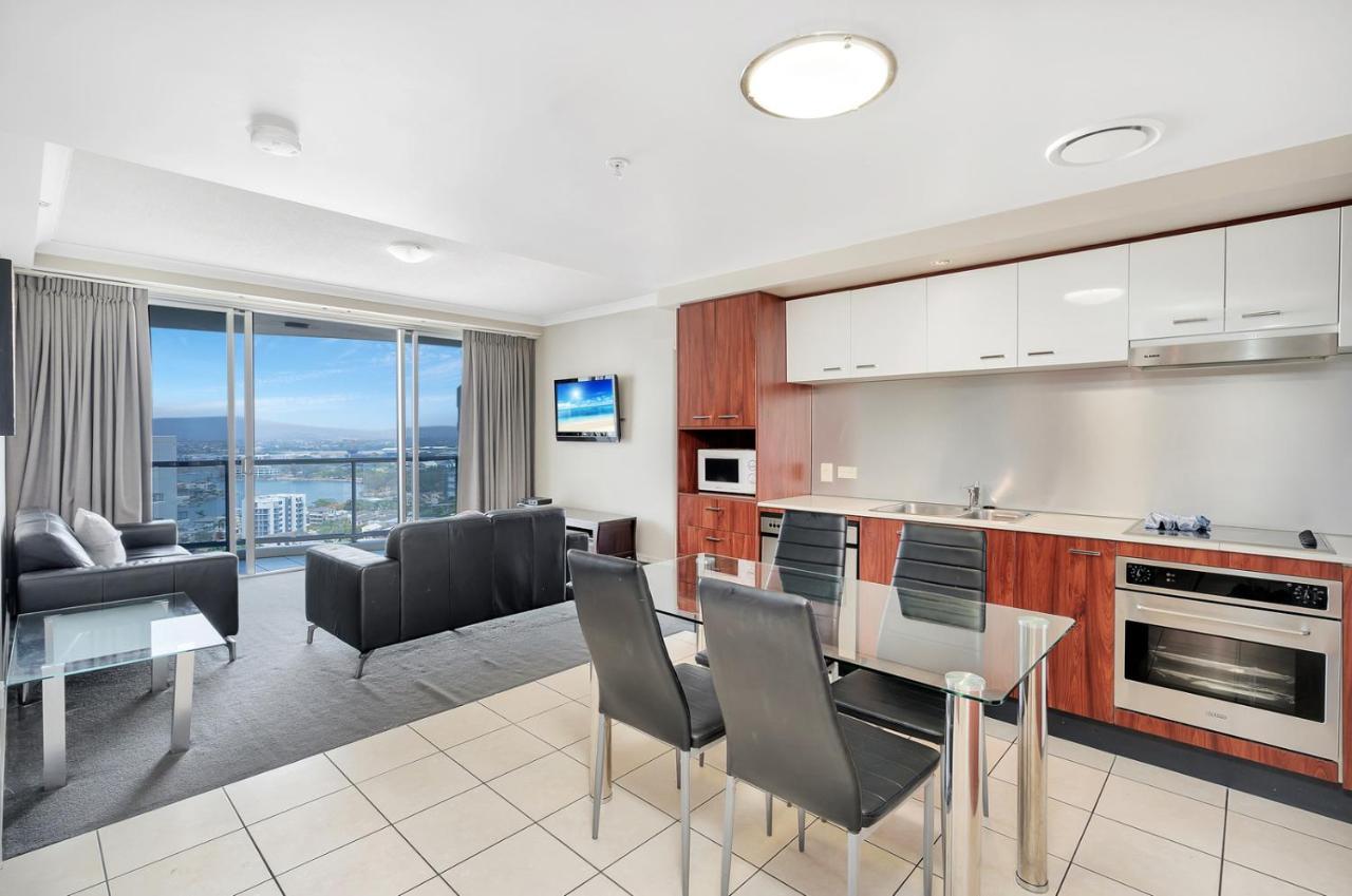 The Towers Of Chevron Renaissance - Holidays Gold Coast Exterior photo